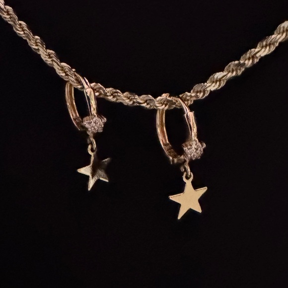 18k Yellow Gold Plated Star Dangle Huggie Earrings - Picture 3 of 4